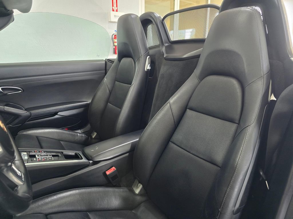 Used 2013 Porsche Boxster S RWD image 23