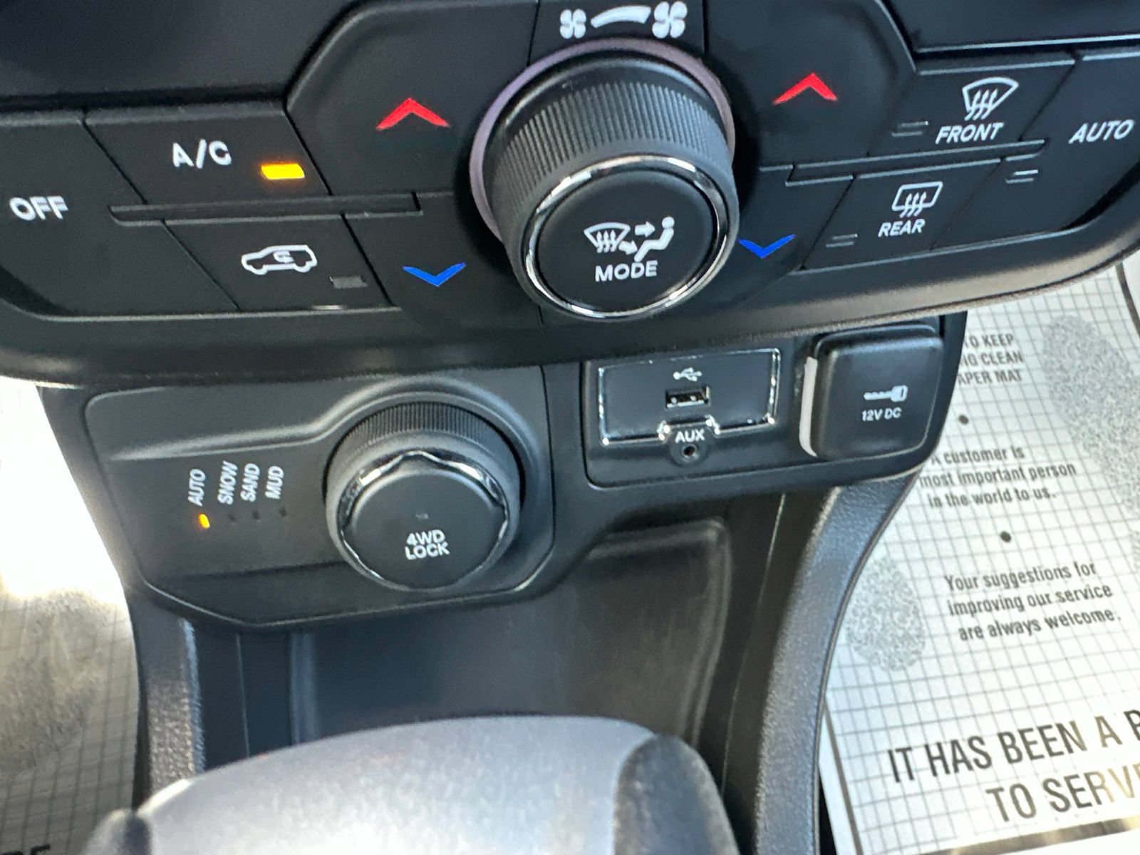 Used 2023 Jeep Renegade Latitude w/ Premium Group AWD/4WD image 54