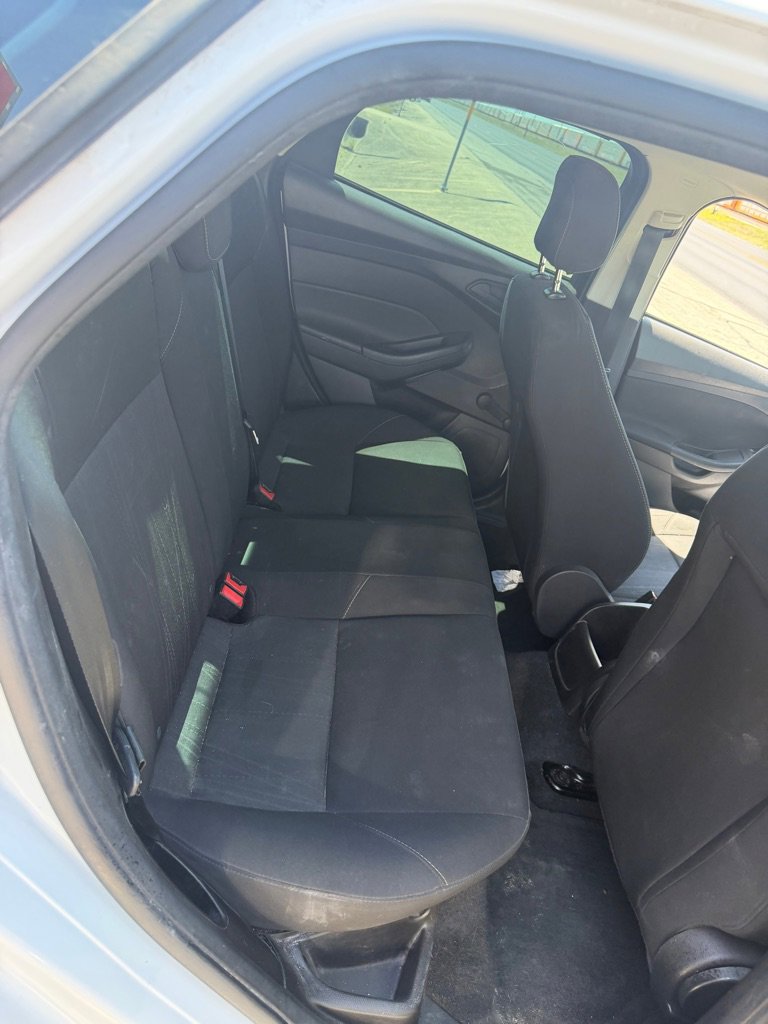 Used 2016 Ford Focus S image 12