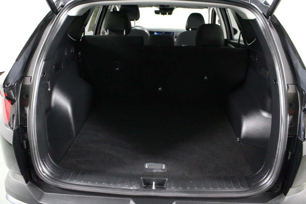 Used 2026 Hyundai Tucson SEL FWD image 18