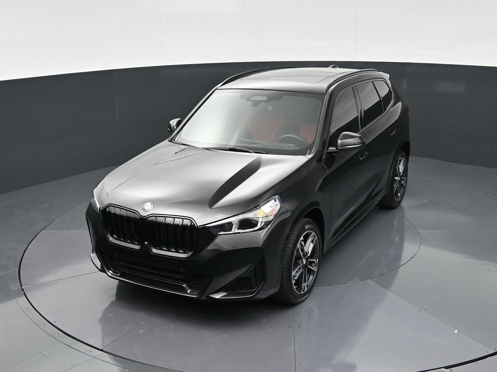 Certified 2023 BMW X1 xDrive28i w/ Premium Package image 17