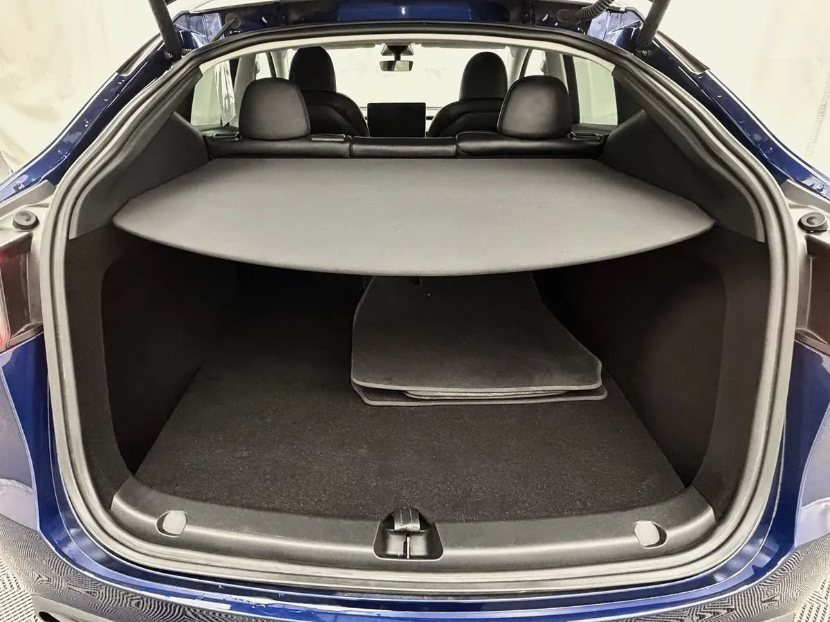Used 2023 Tesla Model Y Long Range AWD/4WD image 28