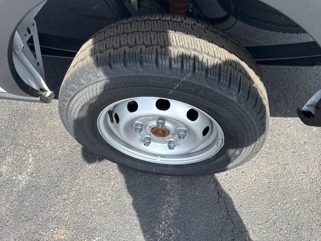 New 2025 Ford Transit 250 Low Roof image 14