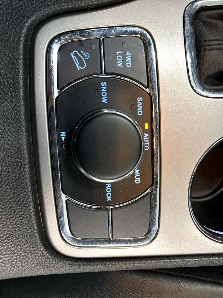 Used 2019 Jeep Grand Cherokee Limited image 21