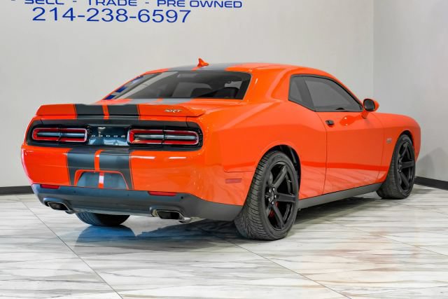 Used 2018 Dodge Challenger SRT w/ Technology Group RWD image 11