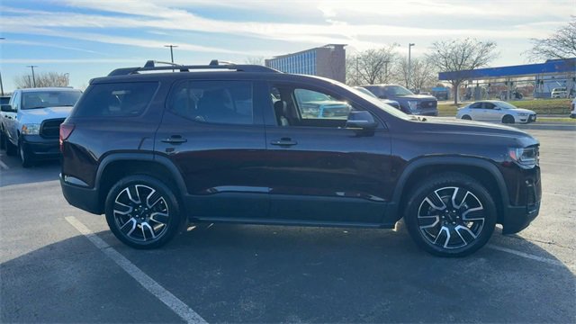 Used 2021 GMC Acadia SLT w/ Elevation Edition image 9