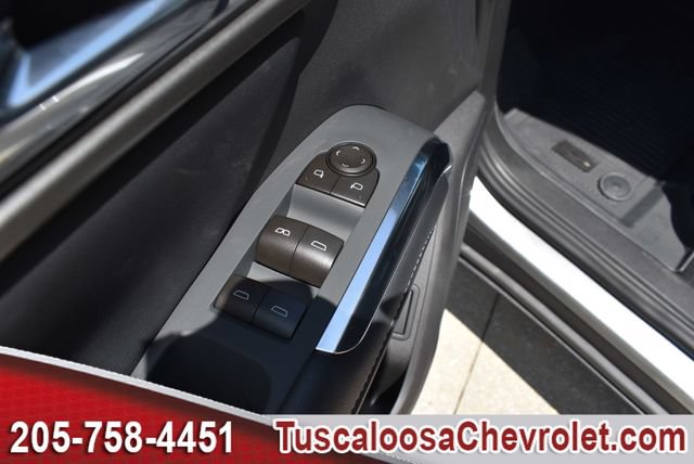 New 2027 Chevrolet Traverse LT w/ Sun and Wheel Package FWD image 15