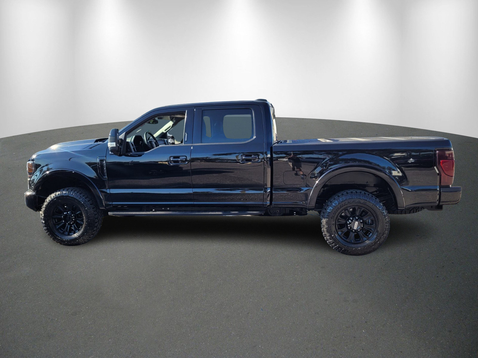Used 2021 Ford F250 Lariat image 4