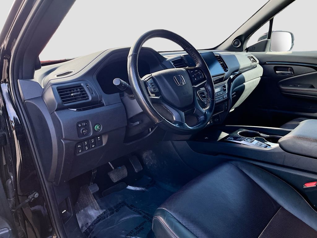 Used 2024 Honda Ridgeline Black Edition image 9