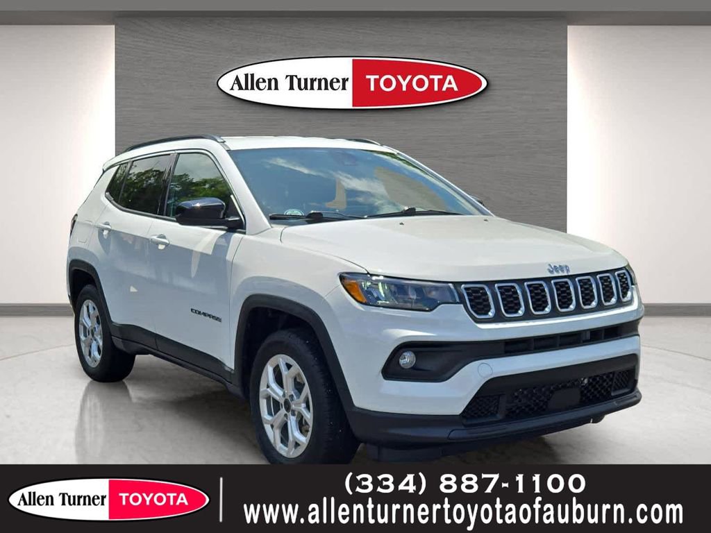 Used 2025 Jeep Compass Latitude