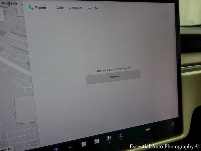 Used 2023 Tesla Model S image 22