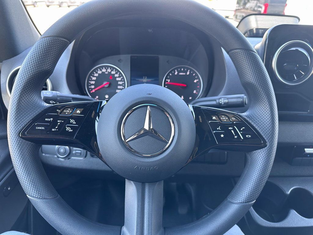 New 2025 Mercedes-Benz Sprinter 4500 image 18