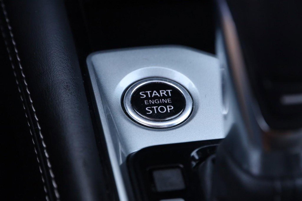Used 2023 Nissan Altima 2.5 SV FWD image 14