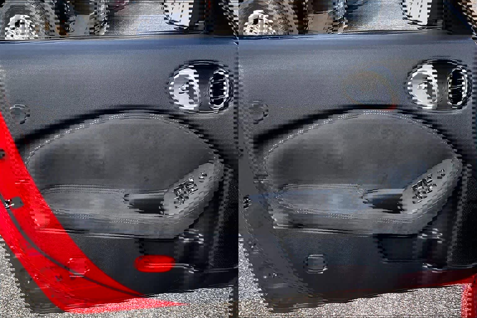 Used 2019 Nissan 370Z Touring Sport image 18