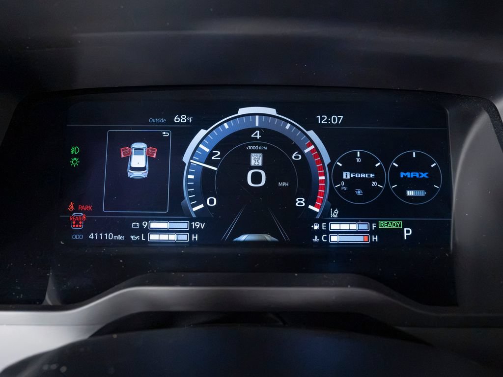 Used 2024 Toyota Sequoia TRD Pro AWD/4WD image 16