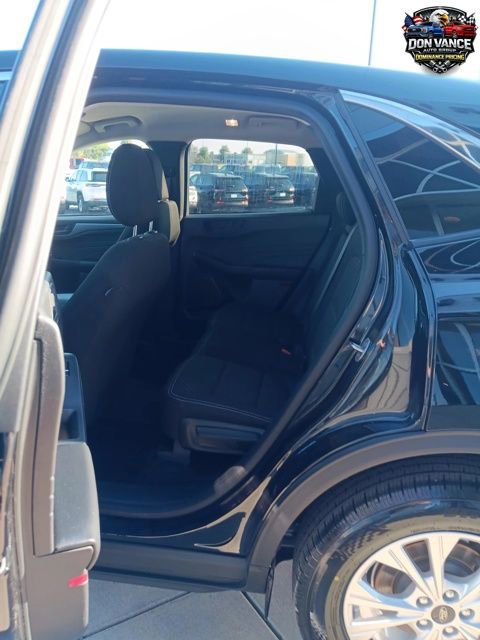 Used 2023 Ford Escape Active w/ Tech Pack #1 AWD/4WD image 12