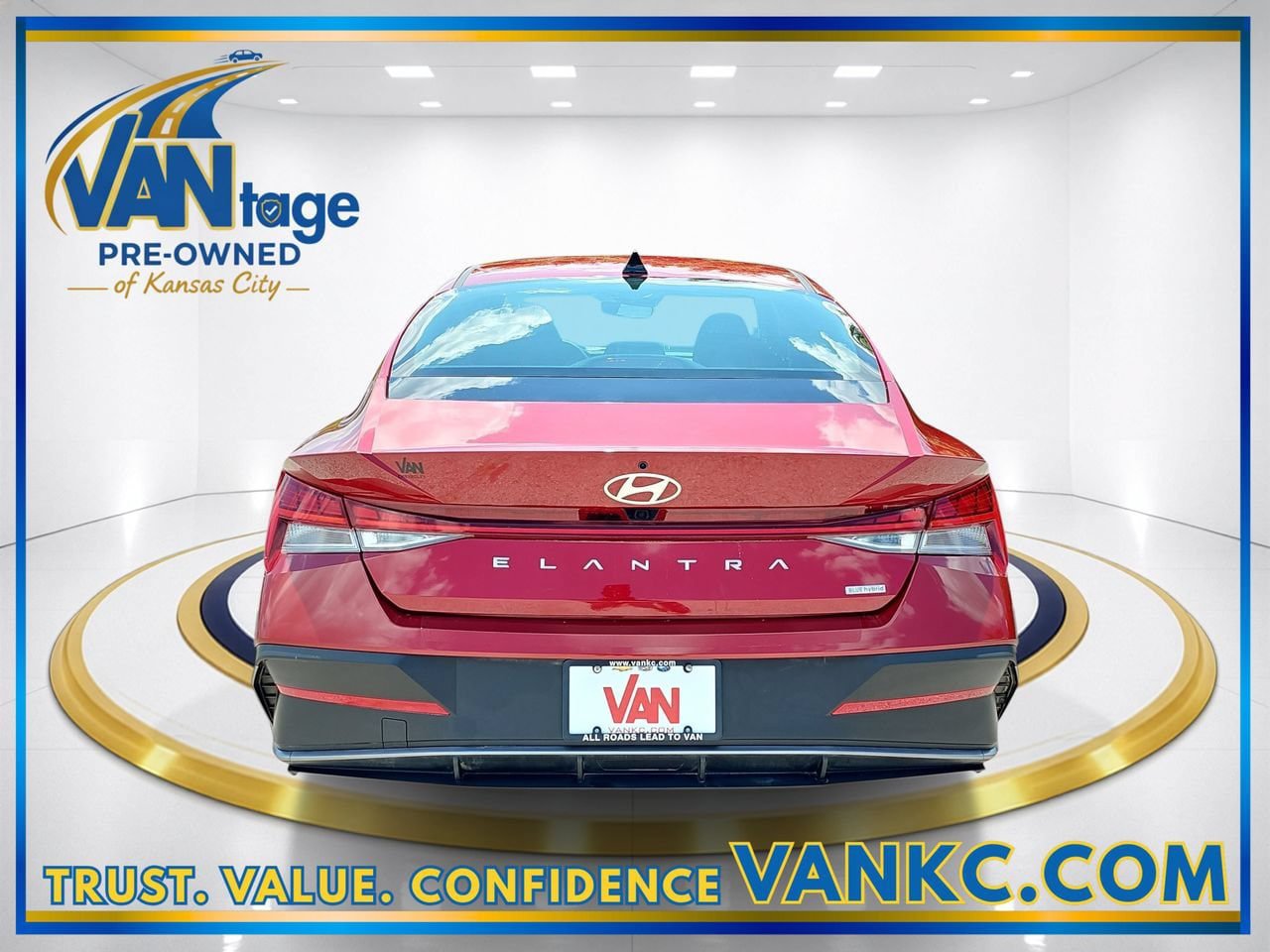 Used 2024 Hyundai Elantra Blue FWD image 7