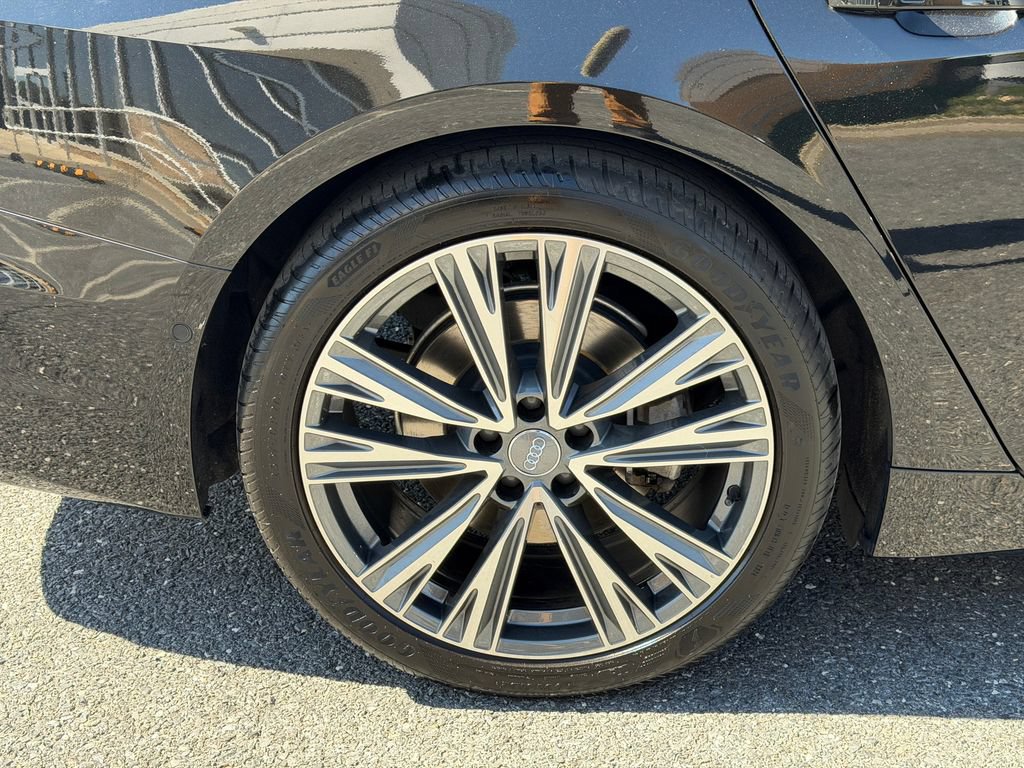 Used 2019 Audi A6 2.0T Premium Plus w/ Premium Plus Package AWD/4WD image 12