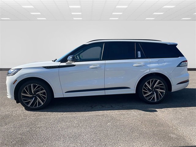 New 2025 Lincoln Aviator Black Label w/ Jet Appearance Package image 6