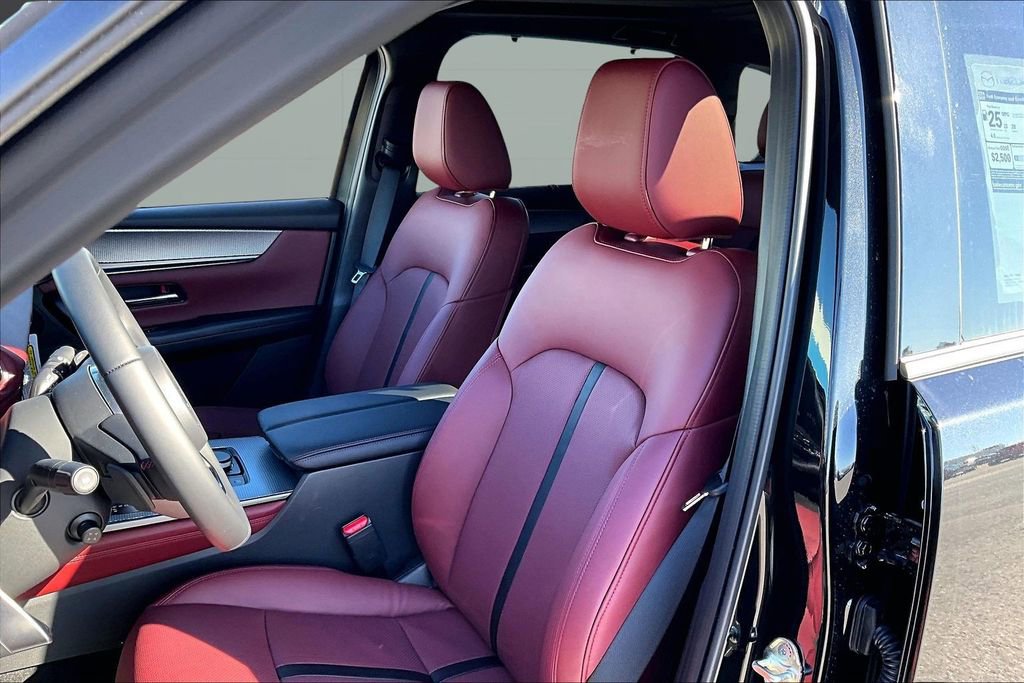 Used 2026 MAZDA CX-70 3.3 Turbo S w/ Premium Package image 9