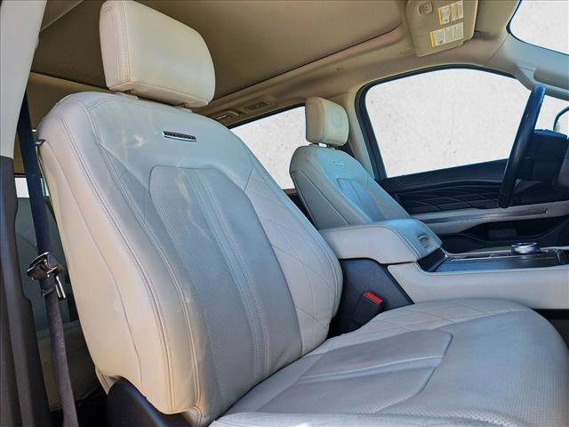 Used 2020 Ford Expedition Platinum image 21