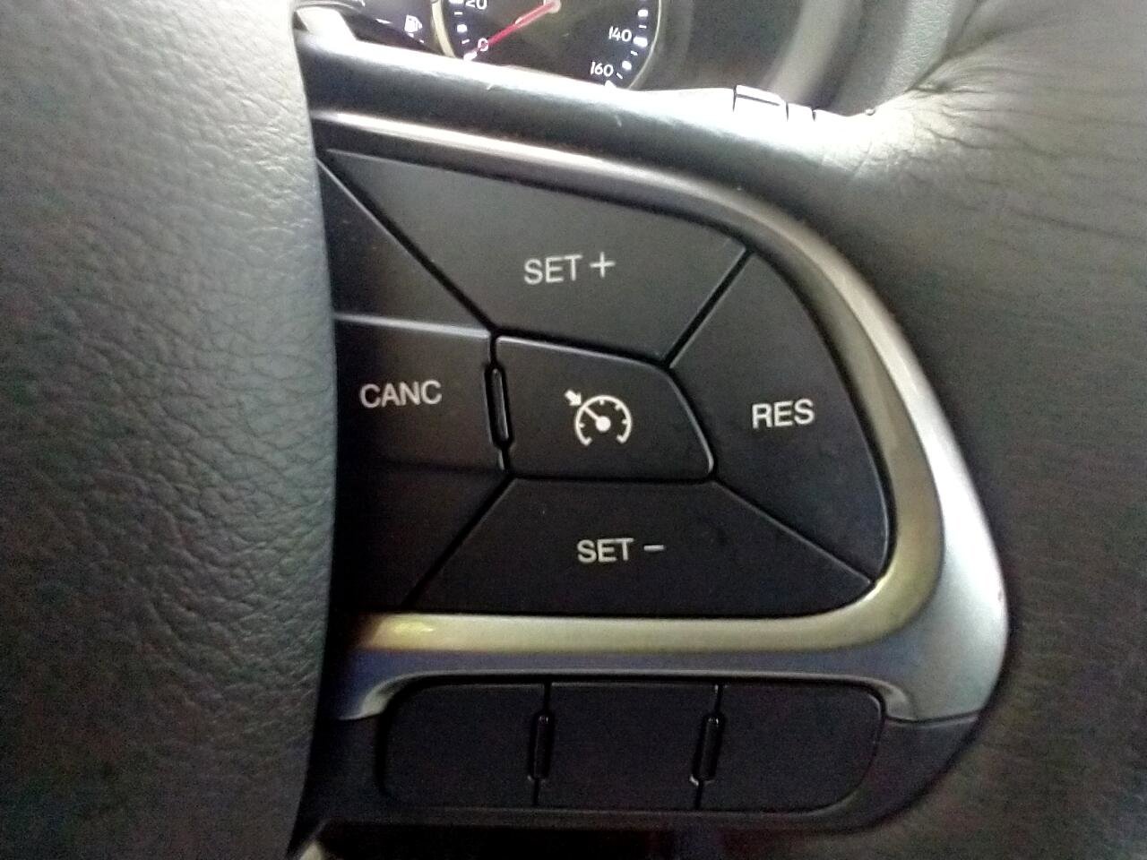 Used 2022 Jeep Renegade Latitude w/ Convenience Group image 26