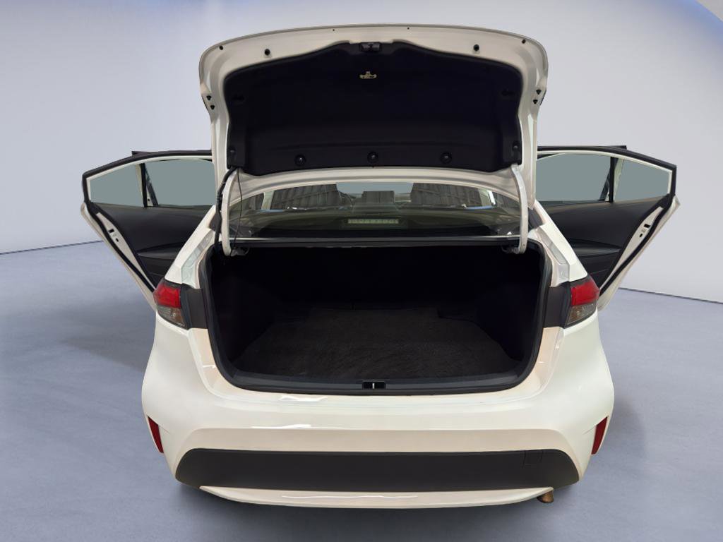 Used 2022 Toyota Corolla XLE FWD image 12