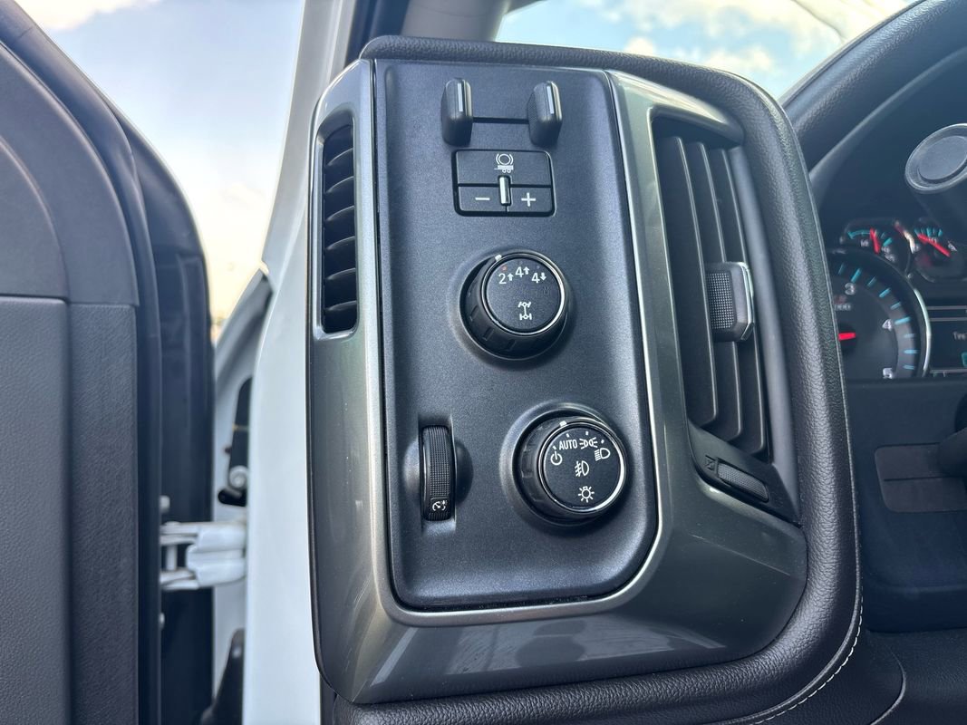 Used 2019 Chevrolet Silverado 2500 LTZ w/ Duramax Plus Package image 16