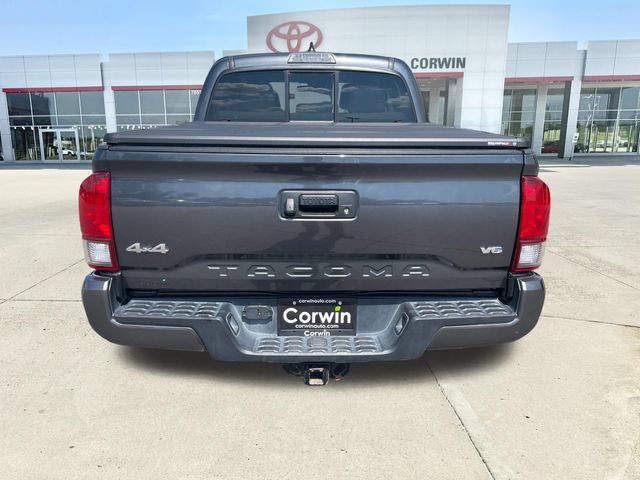 Used 2022 Toyota Tacoma SR AWD/4WD image 4
