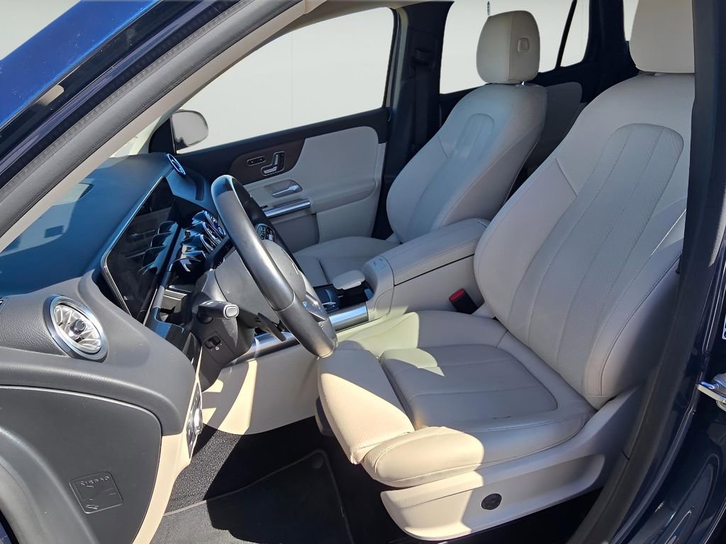 Used 2022 Mercedes-Benz GLA 250 4MATIC w/ Premium Package Lite image 30