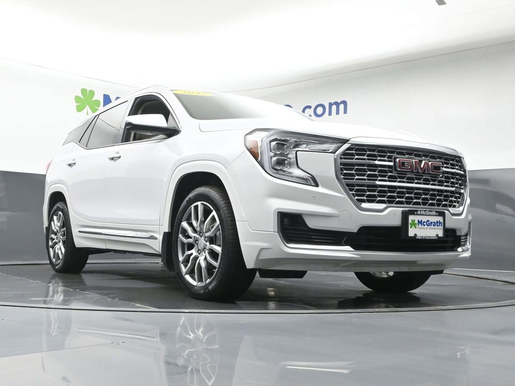 Used 2022 GMC Terrain Denali image 26