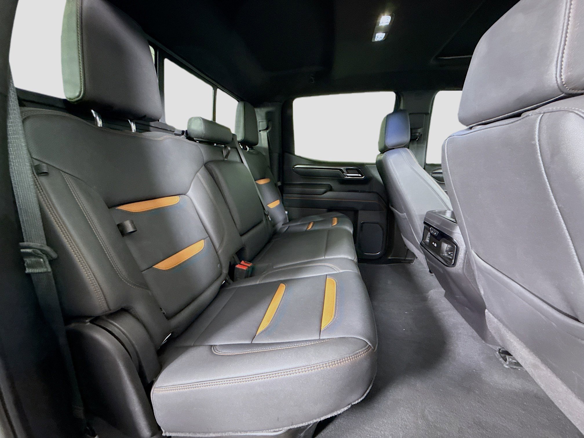 Used 2025 GMC Sierra 1500 AT4 w/ AT4 Premium Package image 27