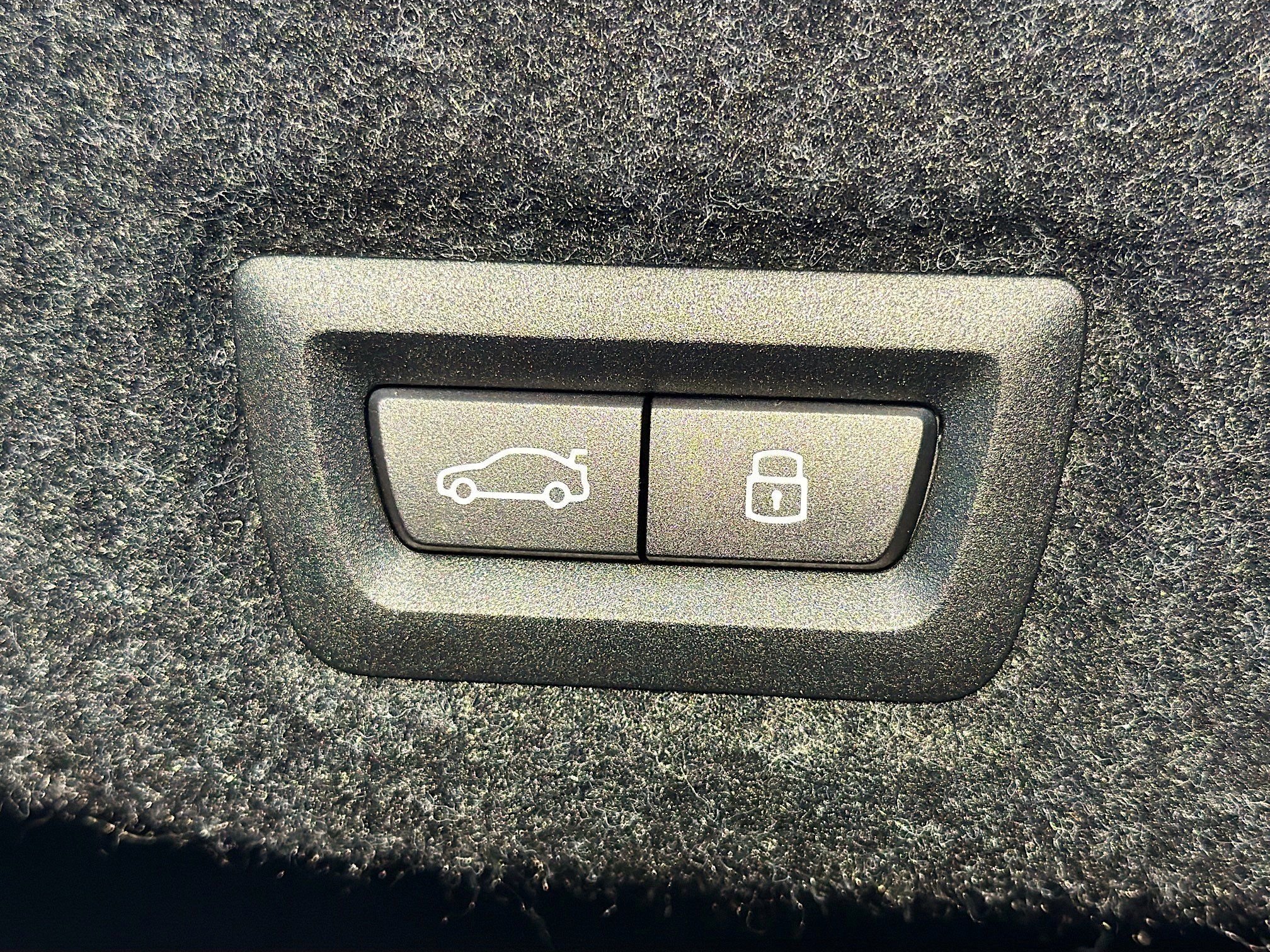 New 2026 BMW 530i w/ Convenience Package image 12