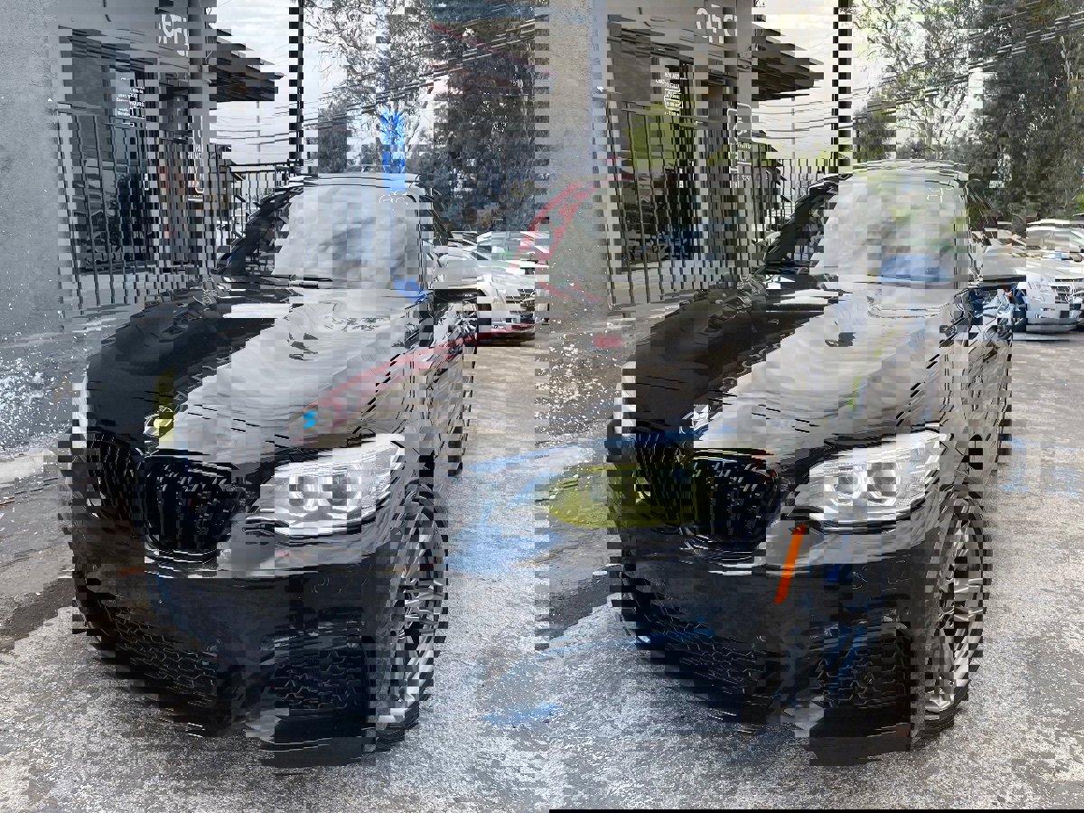 Used 2015 BMW M235i xDrive Coupe image 1