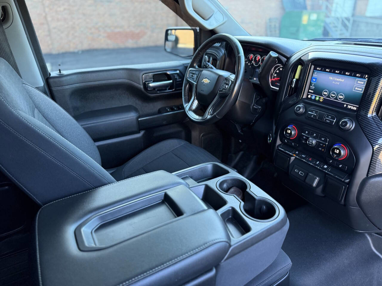 Used 2020 Chevrolet Silverado 1500 LT w/ All-Star Edition AWD/4WD image 11