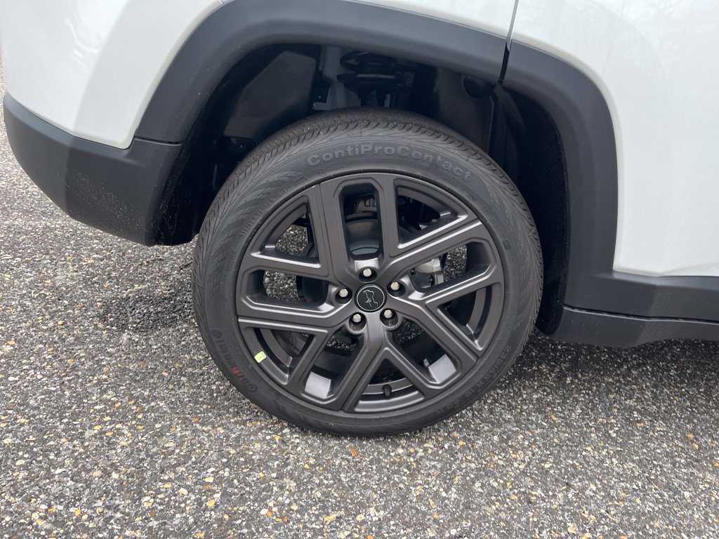 New 2026 Jeep Compass Limited AWD/4WD image 24