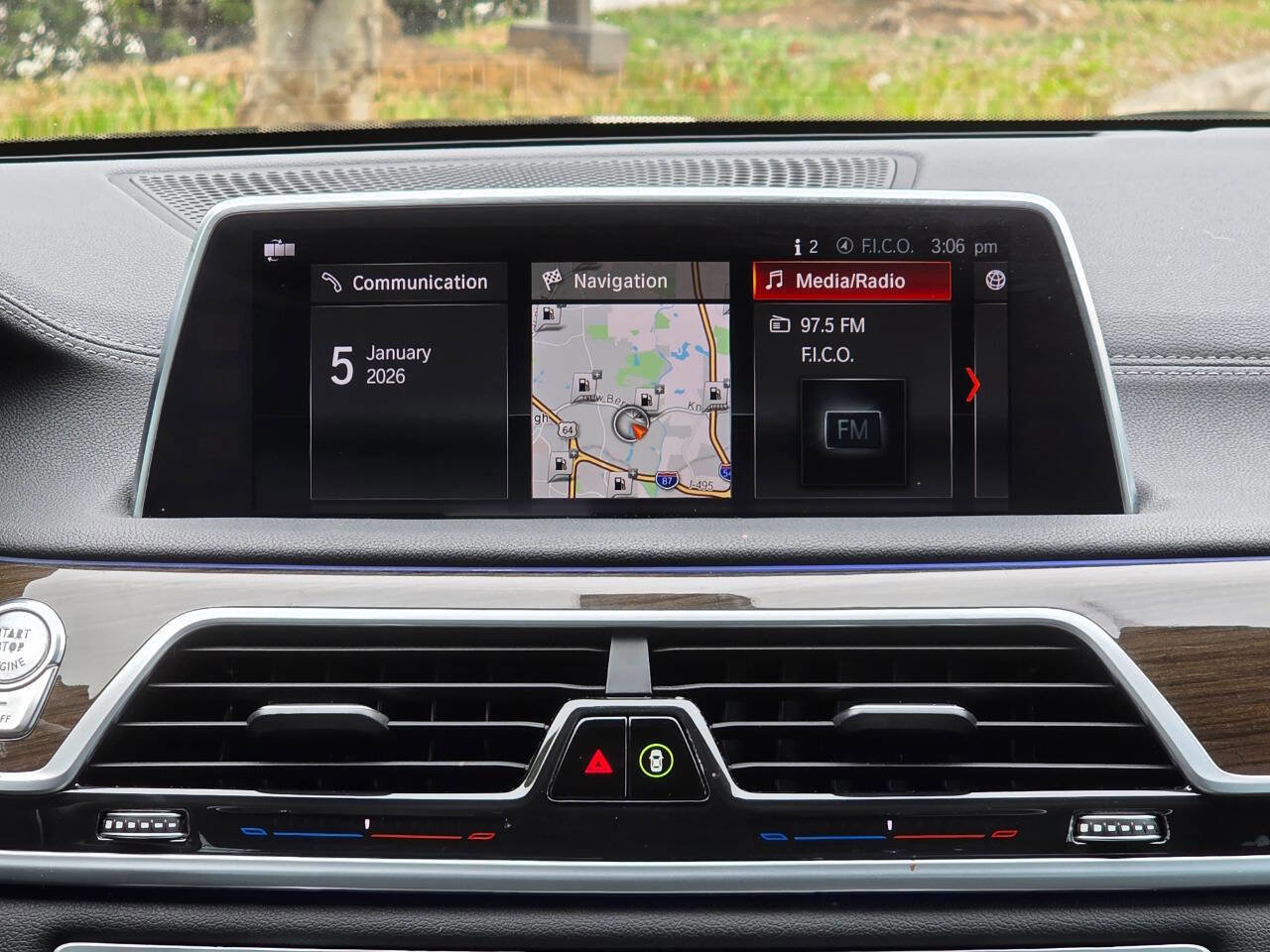 Used 2019 BMW 740i xDrive 740i xDrive AWD 4dr Sedan image 28