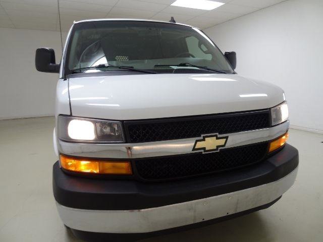 Used 2021 Chevrolet Express 2500 w/ Driver Convenience Package image 9
