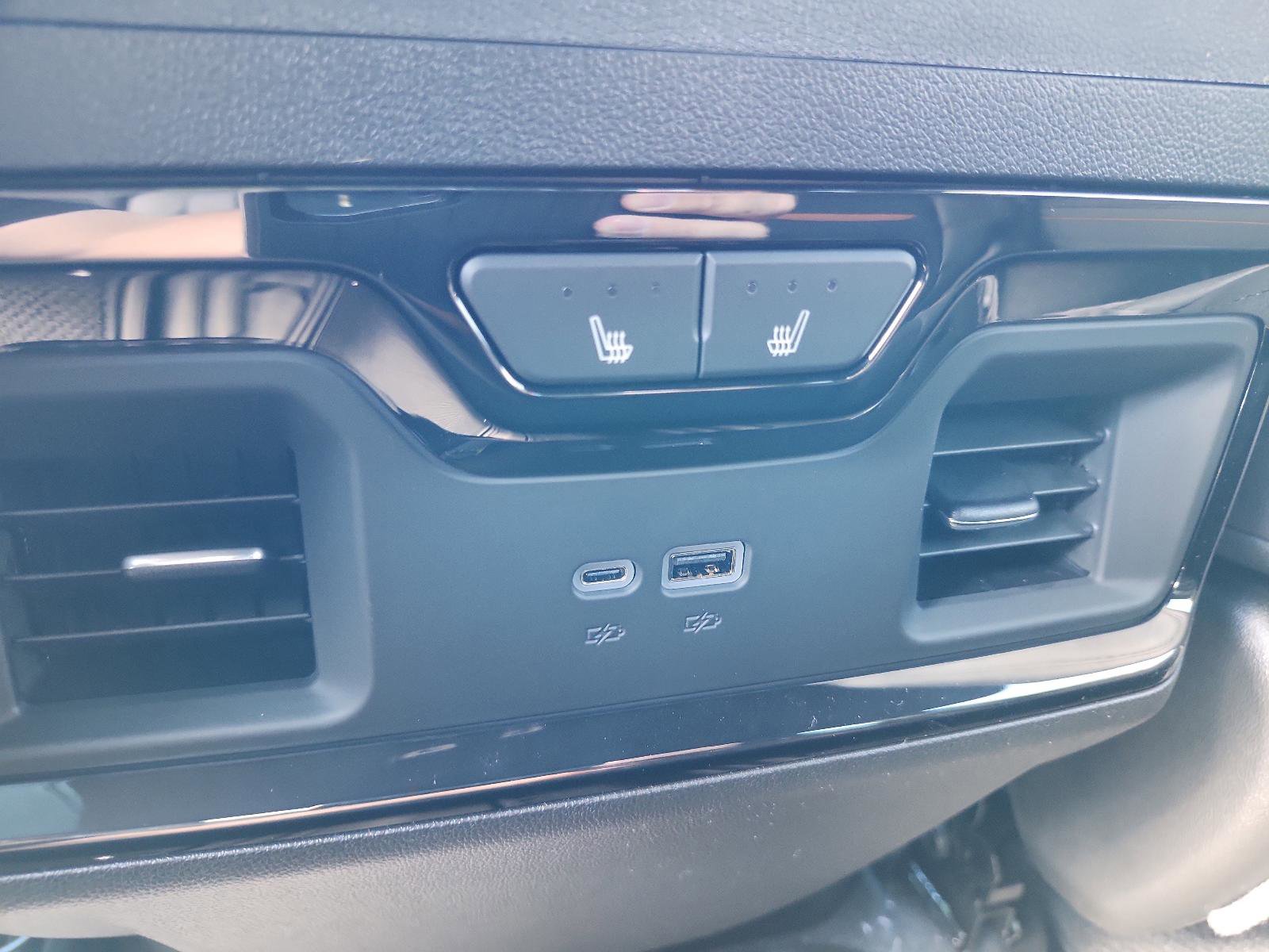 New 2026 GMC Sierra 2500 AT4 w/ AT4 Premium Plus Package image 11