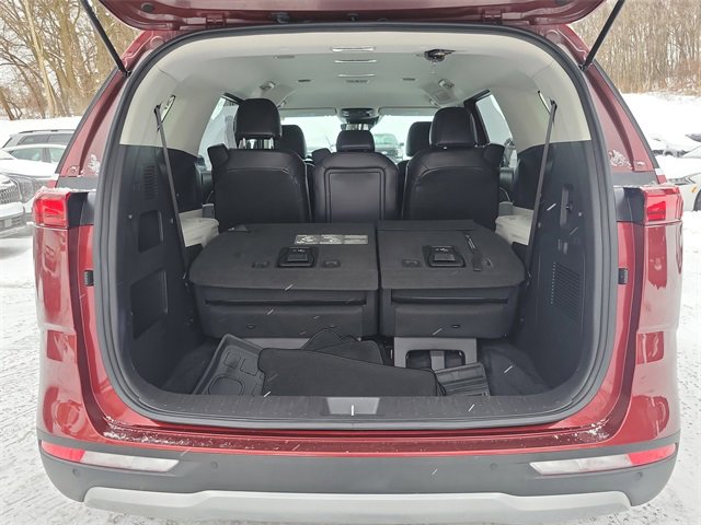Certified 2023 Kia Carnival LX image 23