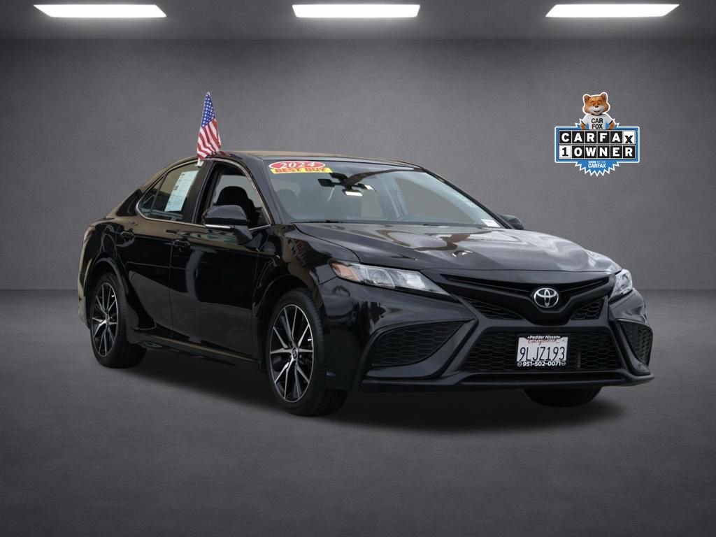 Used 2024 Toyota Camry SE FWD image 2