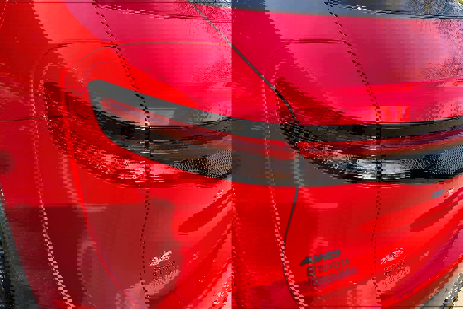 Used 2023 Toyota Crown Limited image 28