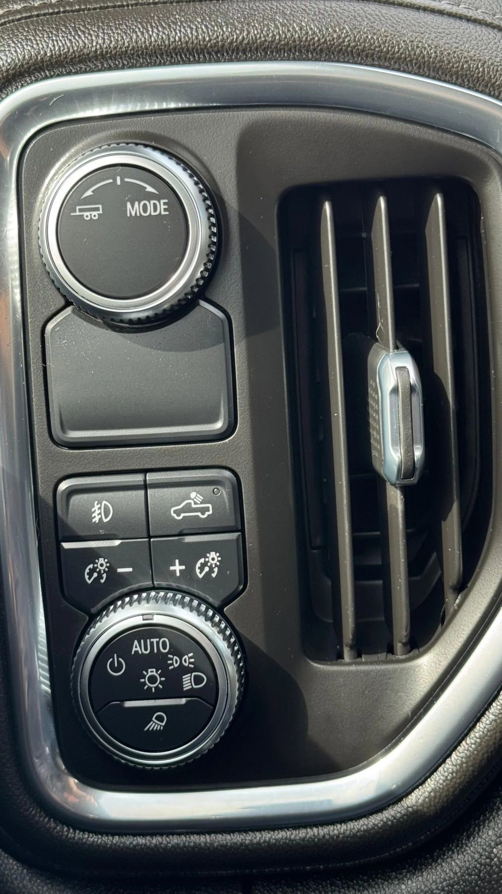 Used 2021 GMC Sierra 1500 SLT RWD image 27
