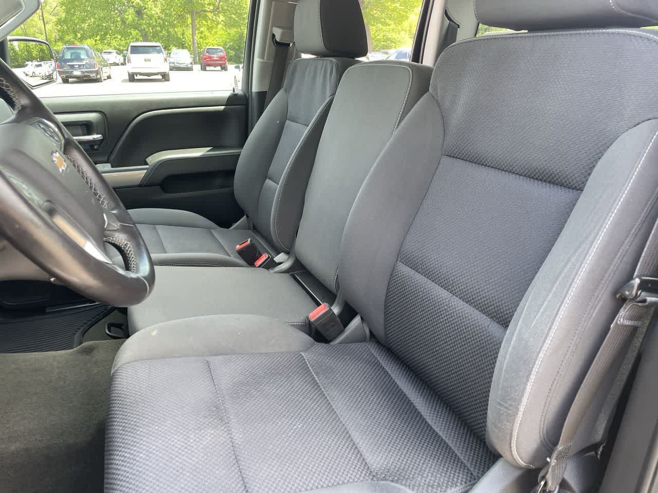 Used 2018 Chevrolet Silverado 1500 LT w/ All Star Edition AWD/4WD image 12