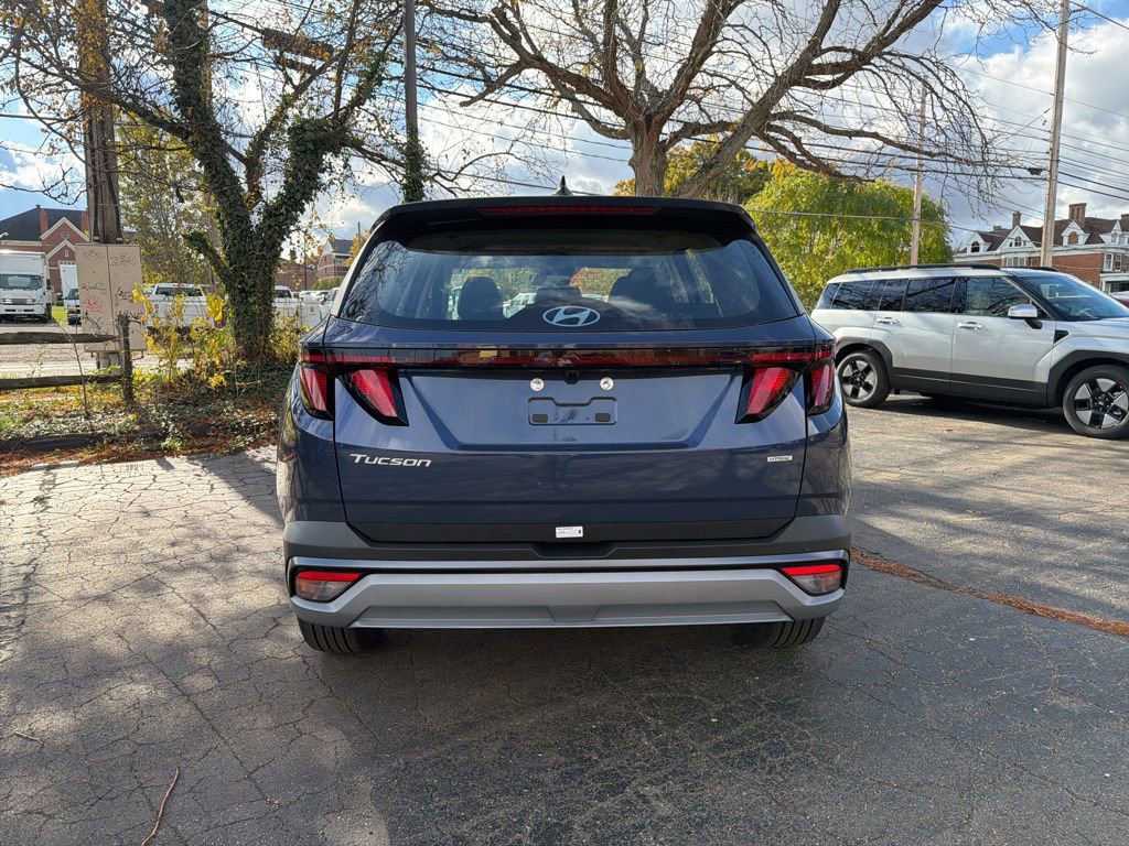 New 2026 Hyundai Tucson SE image 6
