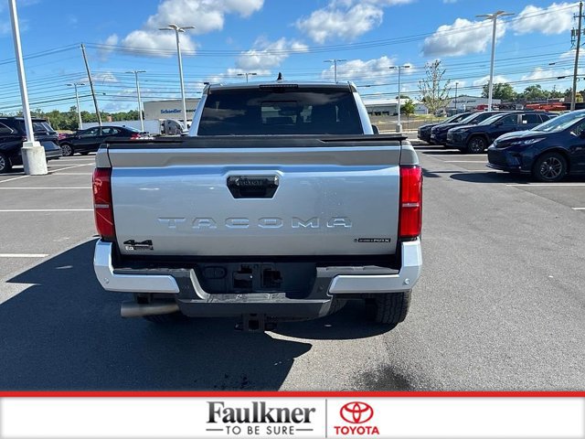 Certified 2024 Toyota Tacoma TRD Off-Road w/ TRD Off Road Premium Package AWD/4WD image 10