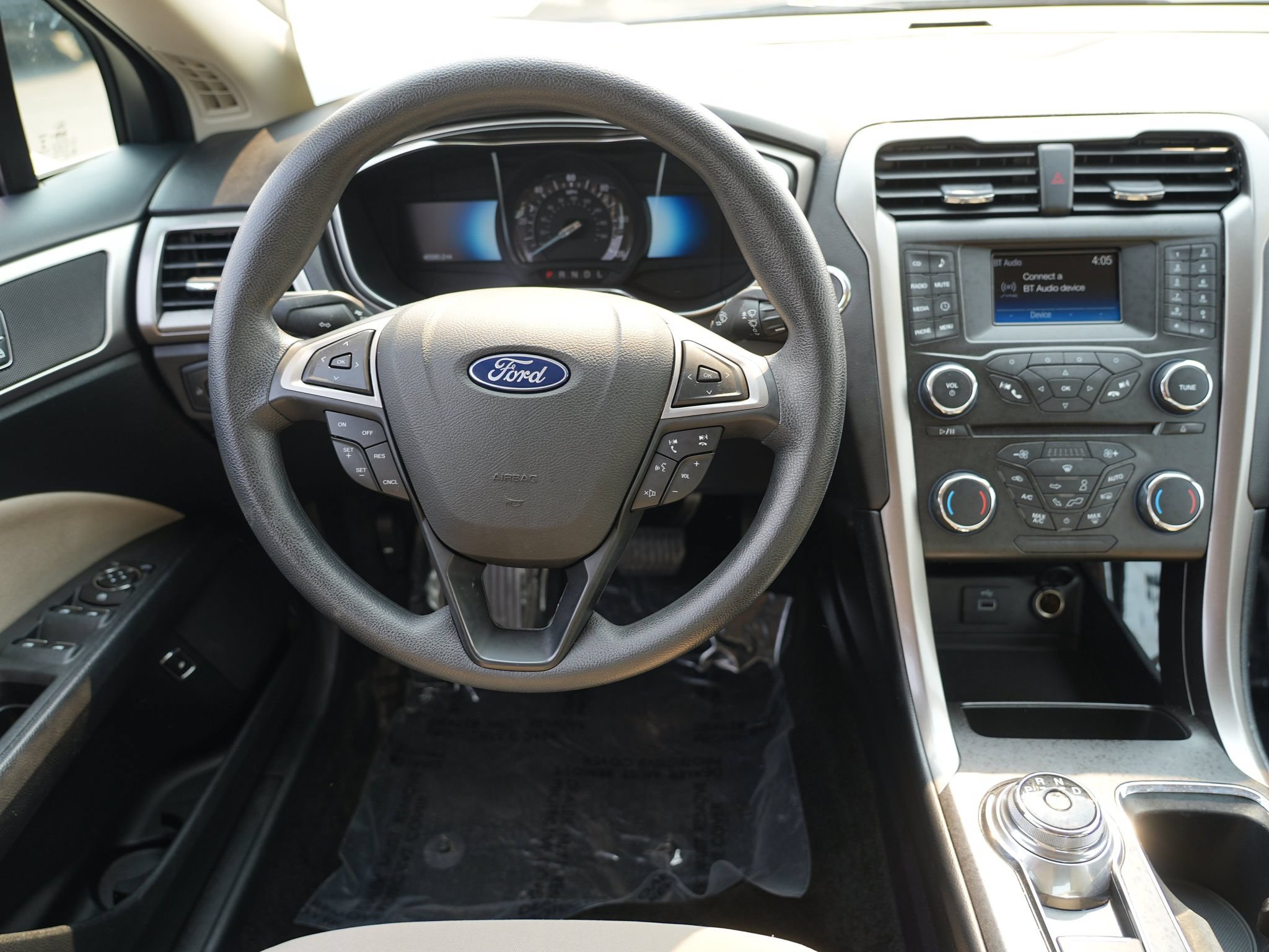 Used 2018 Ford Fusion S FWD image 21