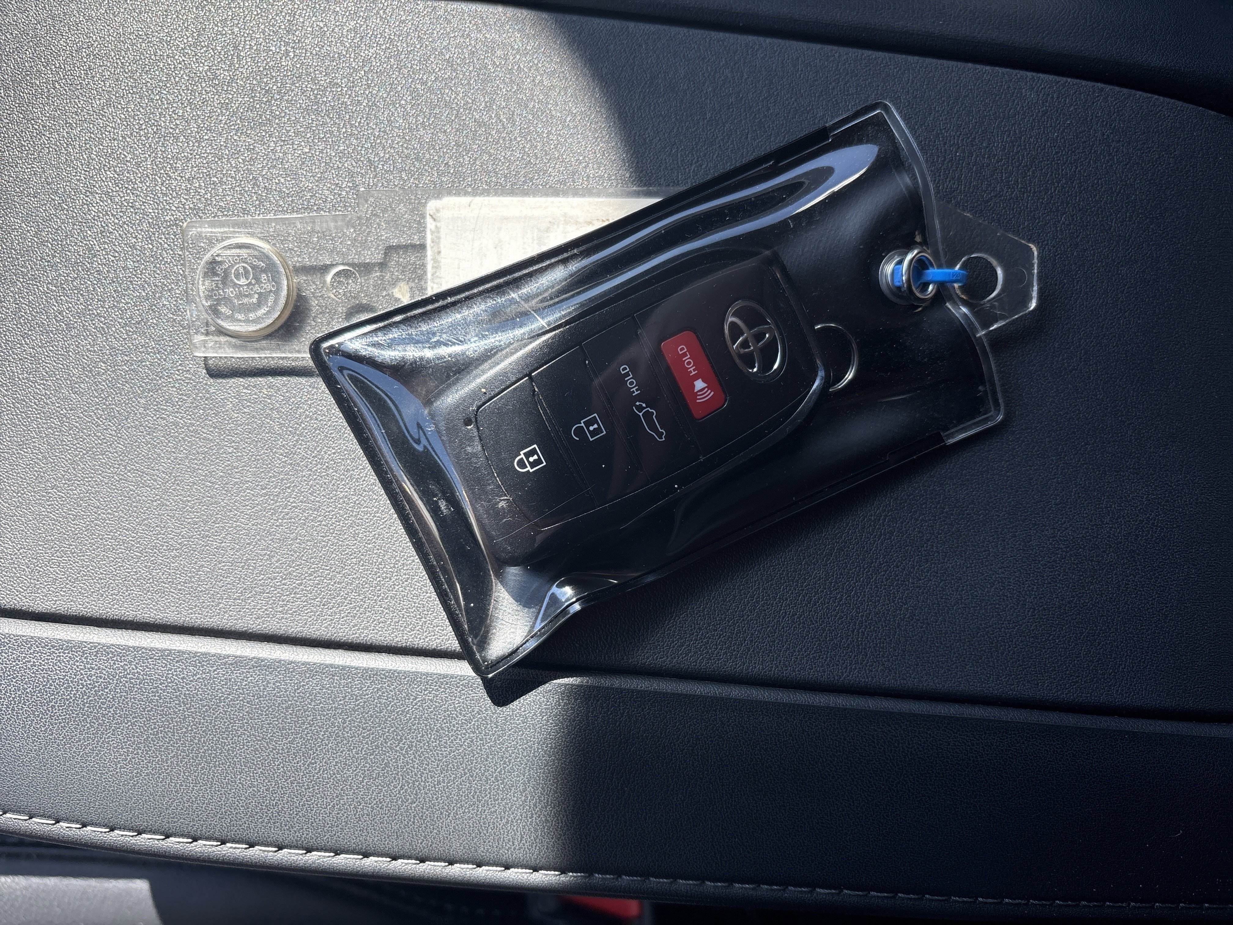 Used 2024 Toyota Highlander Platinum image 37