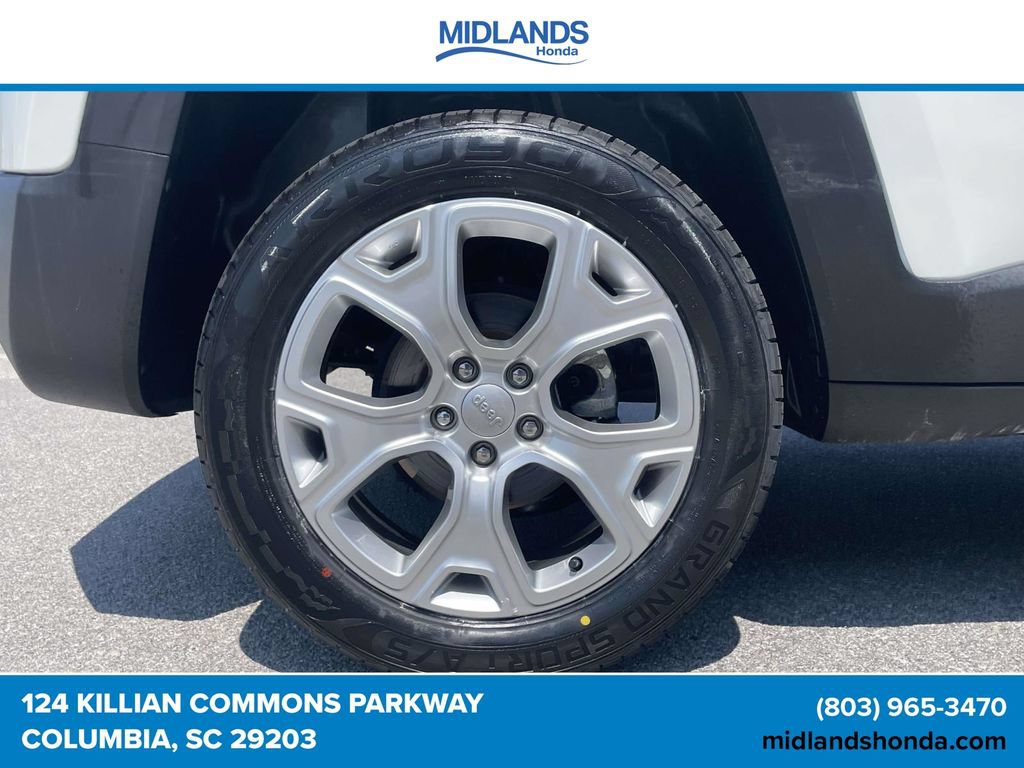 Used 2023 Jeep Renegade Limited AWD/4WD image 7