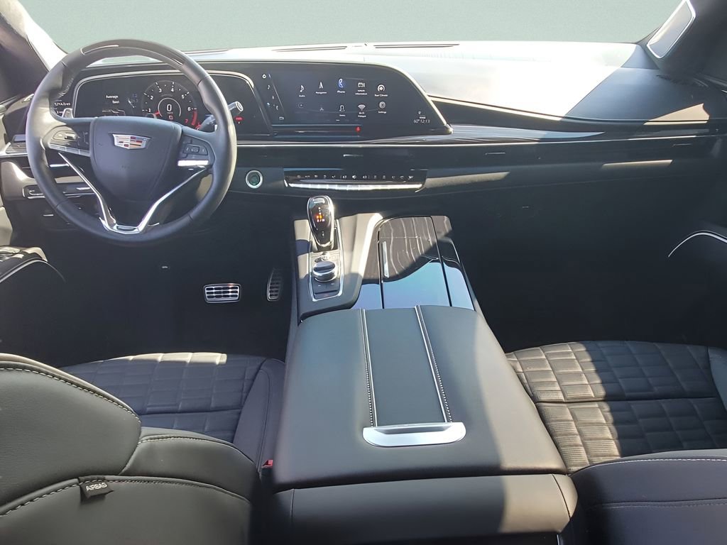 Used 2024 Cadillac Escalade ESV V image 24